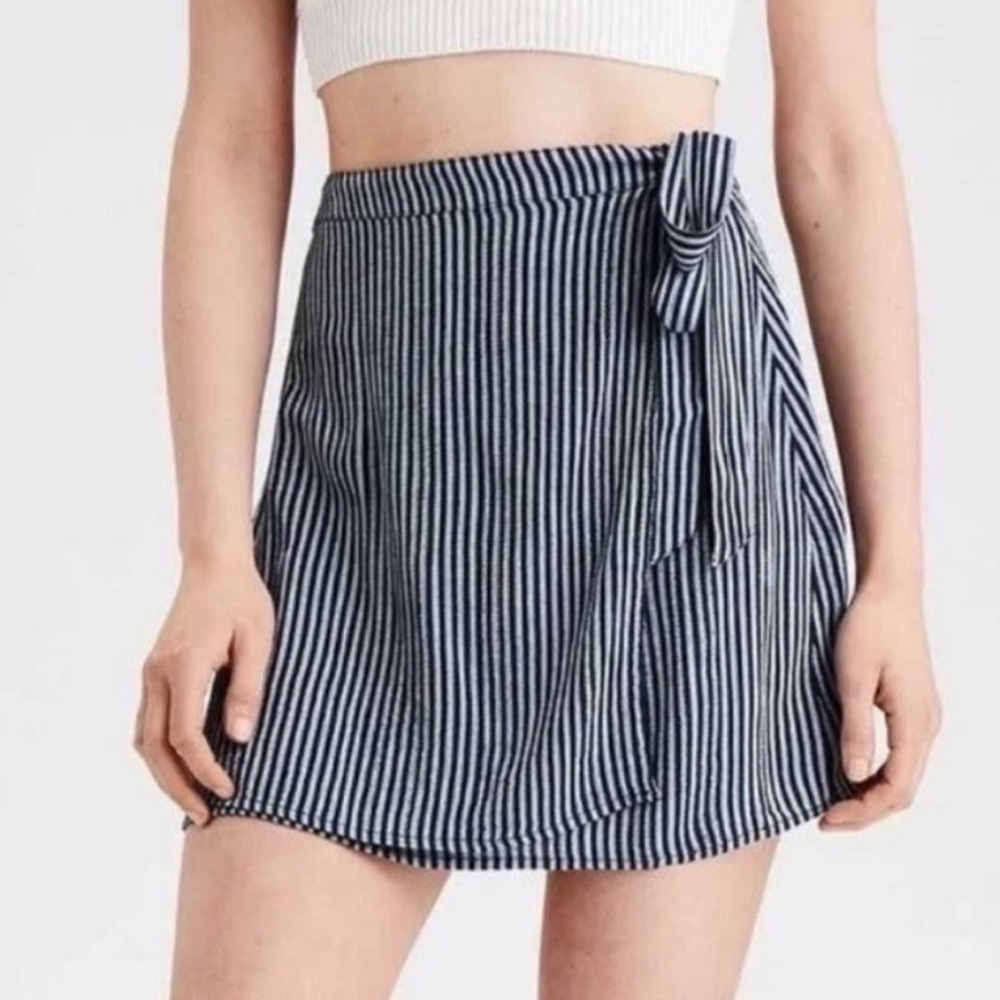 American Eagle Women’s Navy/Gray Stripe High Waisted Tie Wrap Mini Skirt Sz L